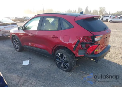 2021 Ford Escape Se Hybrid z USA, uszkodzony, nr VIN 1FMCU9BZ6MUB20249